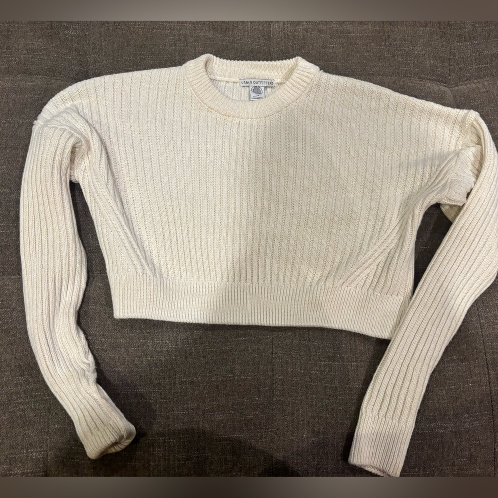 Urban outfitters cropped tan summer sweater size small